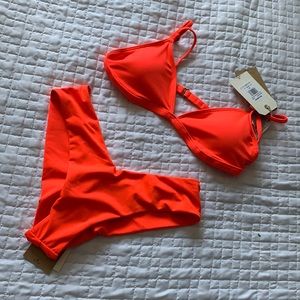 Bikini Billabong